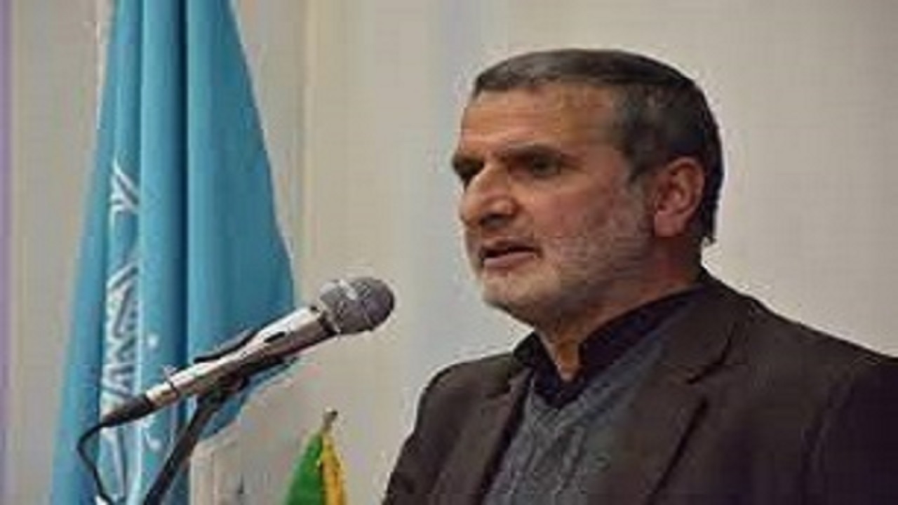 دشمن یک جنگ احزاب به تمام معنا را علیه ایران اسلامی به راه انداخت
