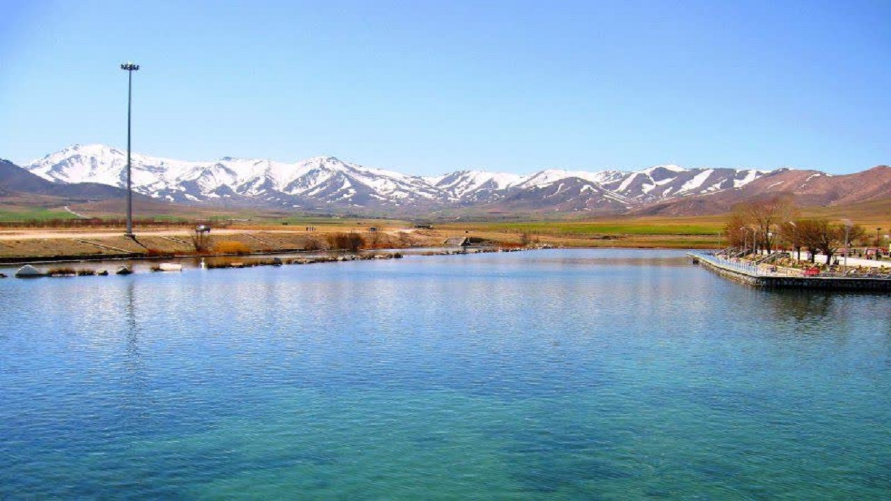بررسی طرح جامع منطقه نمونه گردشگری سراب قروه
