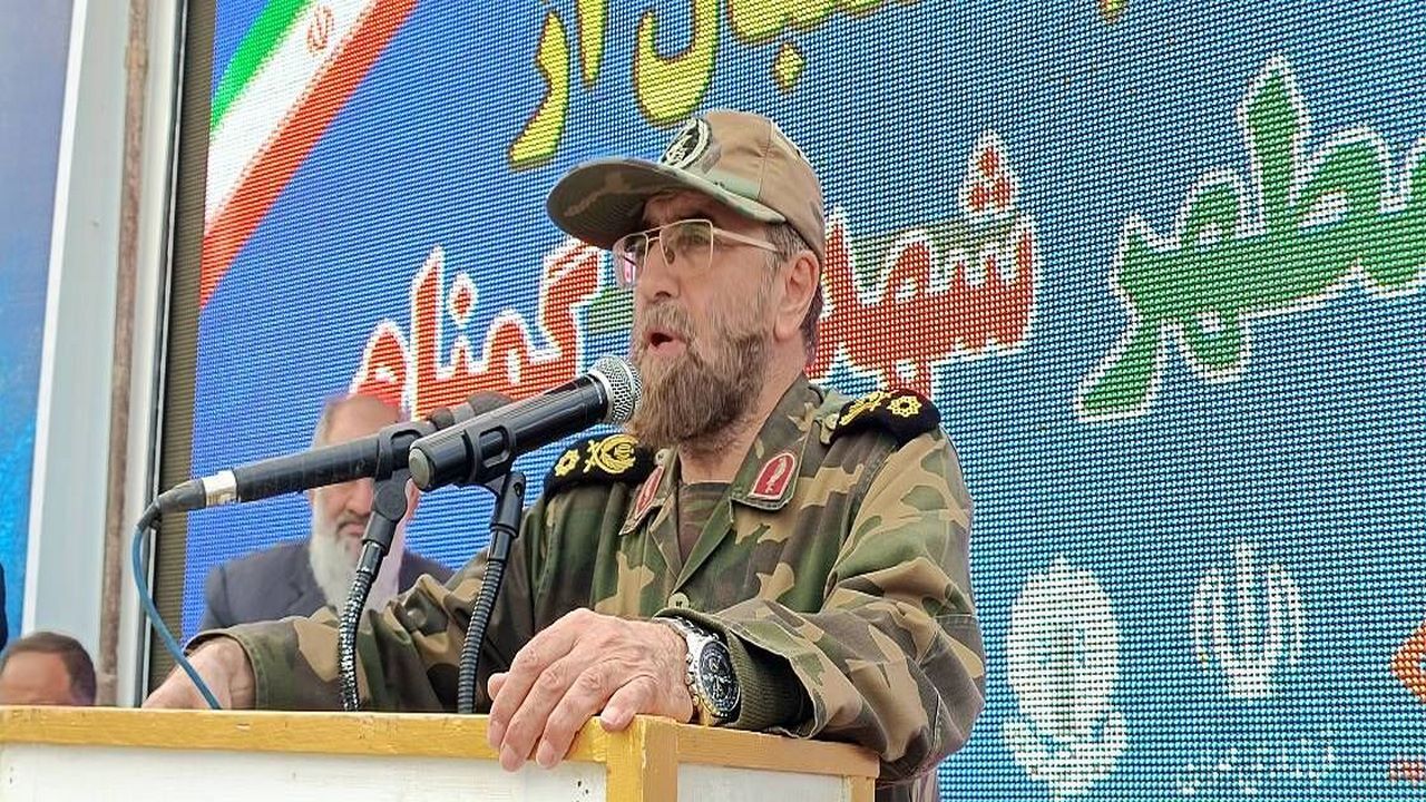 نظام اسلامی تابع ظلم نخواهد شد