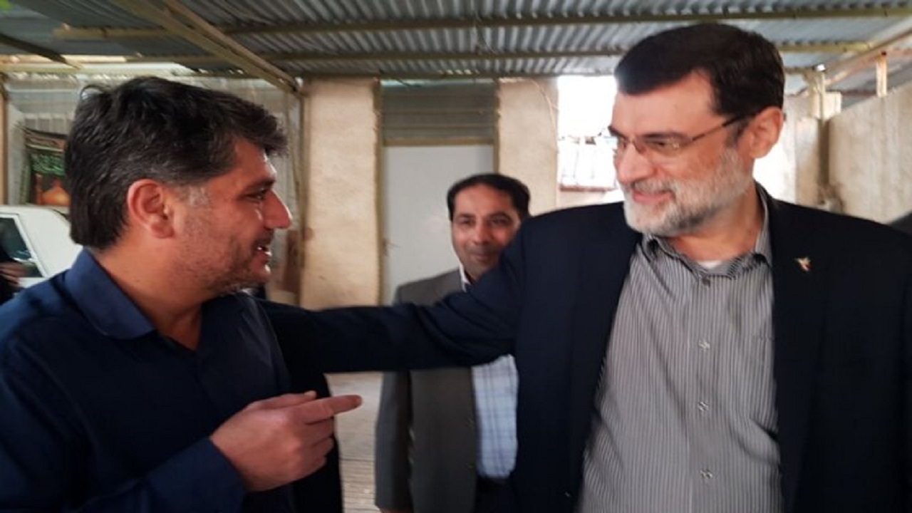 معاون رئیس جمهور با خانواده شهید بوشهری دیدار کرد