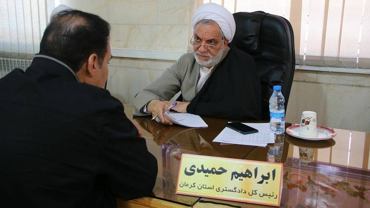 ملاقات مقامات ارشد قضایی استان کرمان با ۸۰ نفر از مردم سیرجان