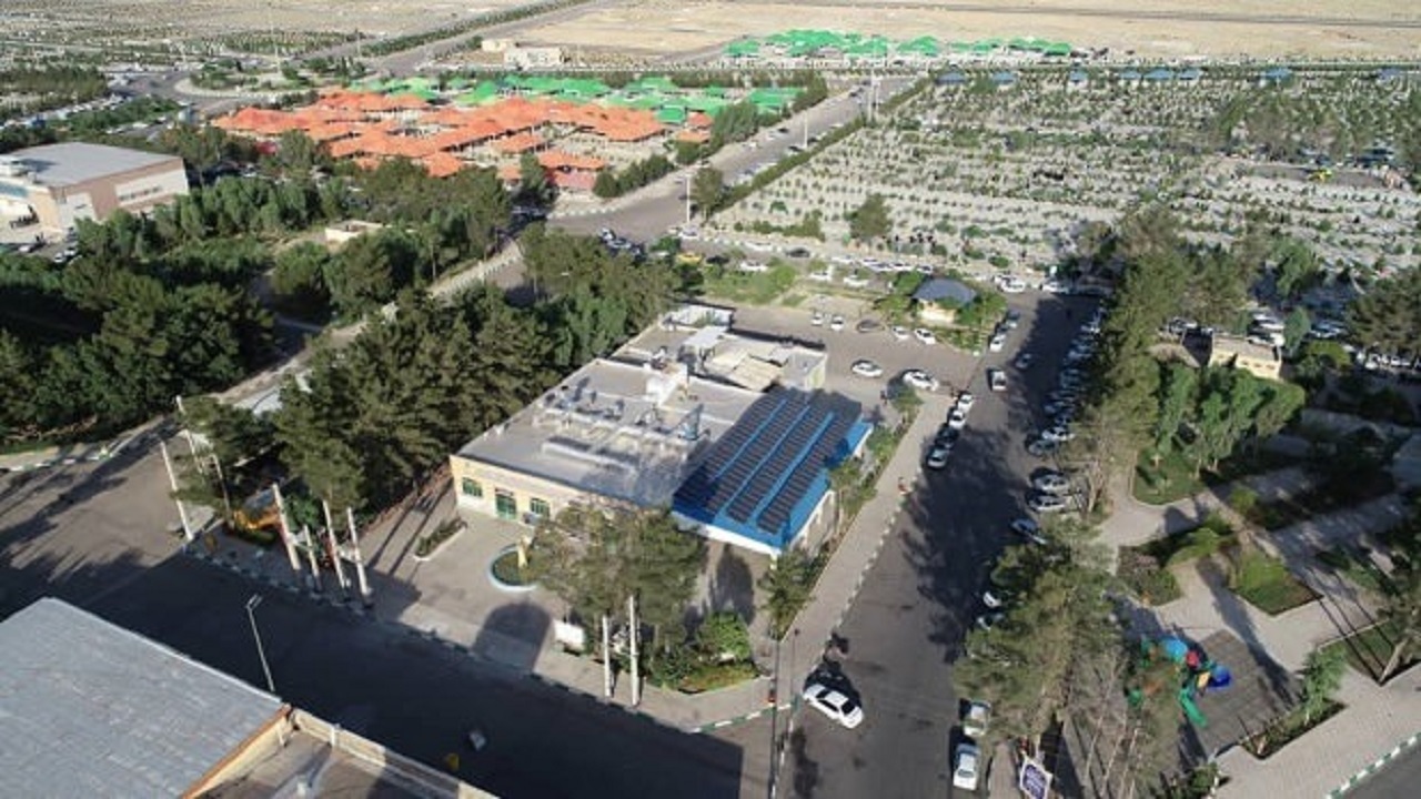 ساخت نیروگاه خورشیدی در بوستان فدک قم