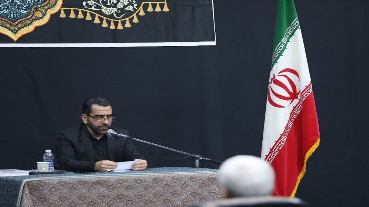 بازاریان و رانندگان پای کار انقلاب ایستاده اند