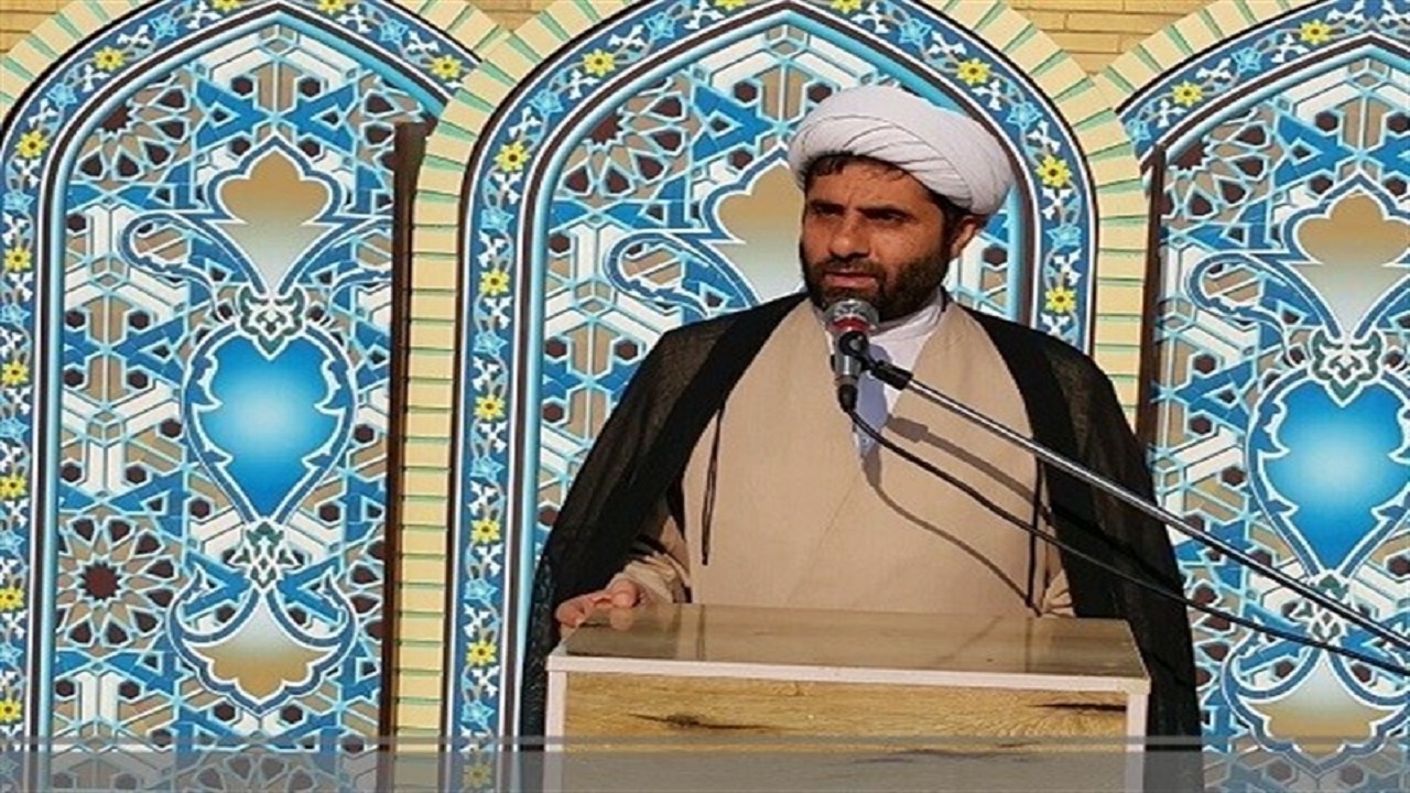 رشد و توسعه ایران، عامل توطئه‌های آمریکا