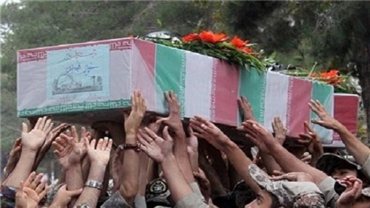 پیکر مطهر سه شهید گمنام وارد بوشهر شد
