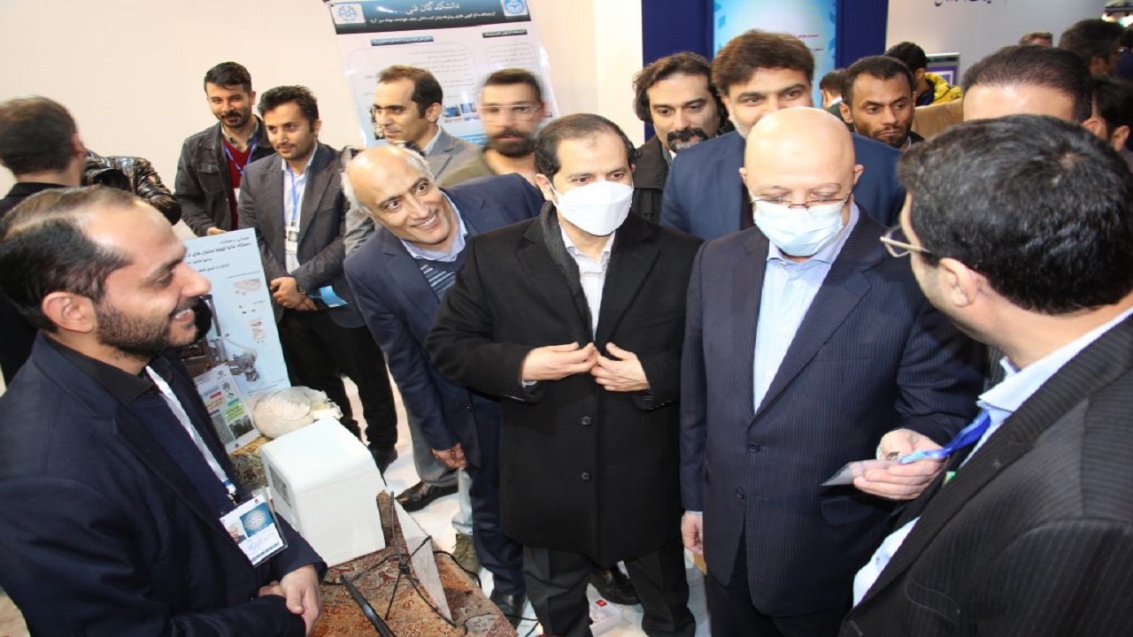 رونمایی از محصول فن بازار پژوهشگران استان قزوین در پایتخت