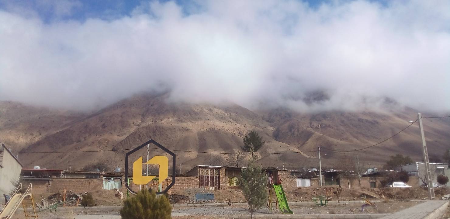 ثبت تصاویری از گردش پاییزی به روستای جغدان