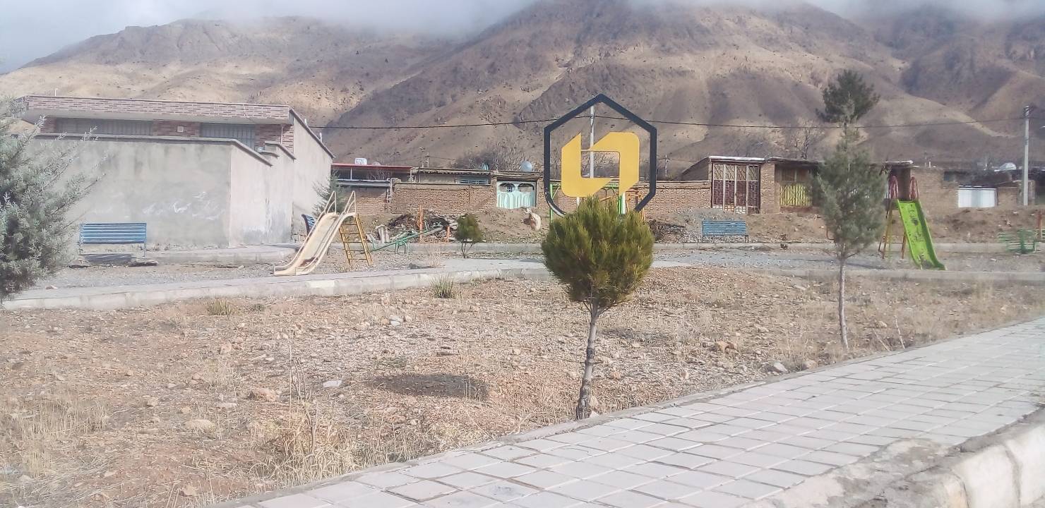 ثبت تصاویری از گردش پاییزی به روستای جغدان