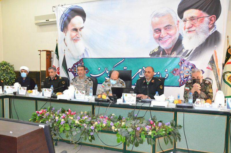 عملکرد پلیس کرمان در مدیریت مسائل اخیر مطلوب و رو به ارتقاء بوده است
