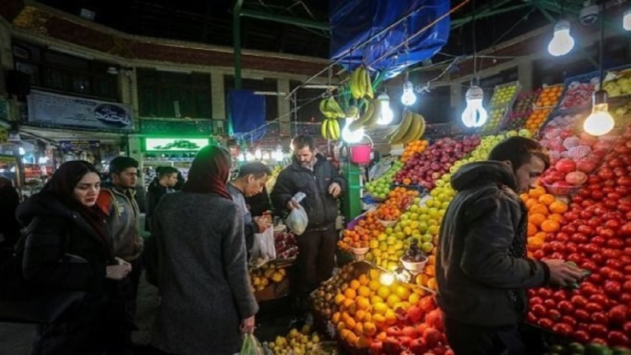 بازار خرید شب یلدا گرم است