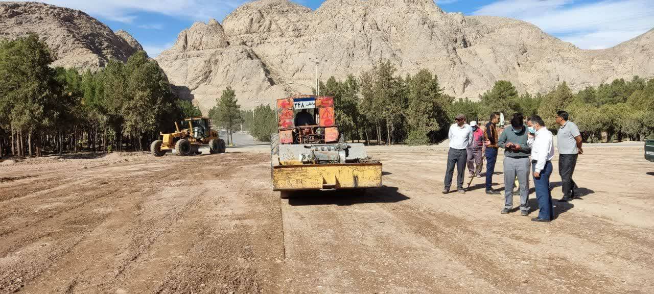 آماده‌سازی پارکینگ ۳۰ هزار مترمربعی در محدوده گلزار شهدای کرمان