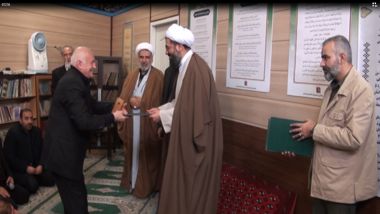 از خادمان طرح اربعین حسینی استان همدان تجلیل شد