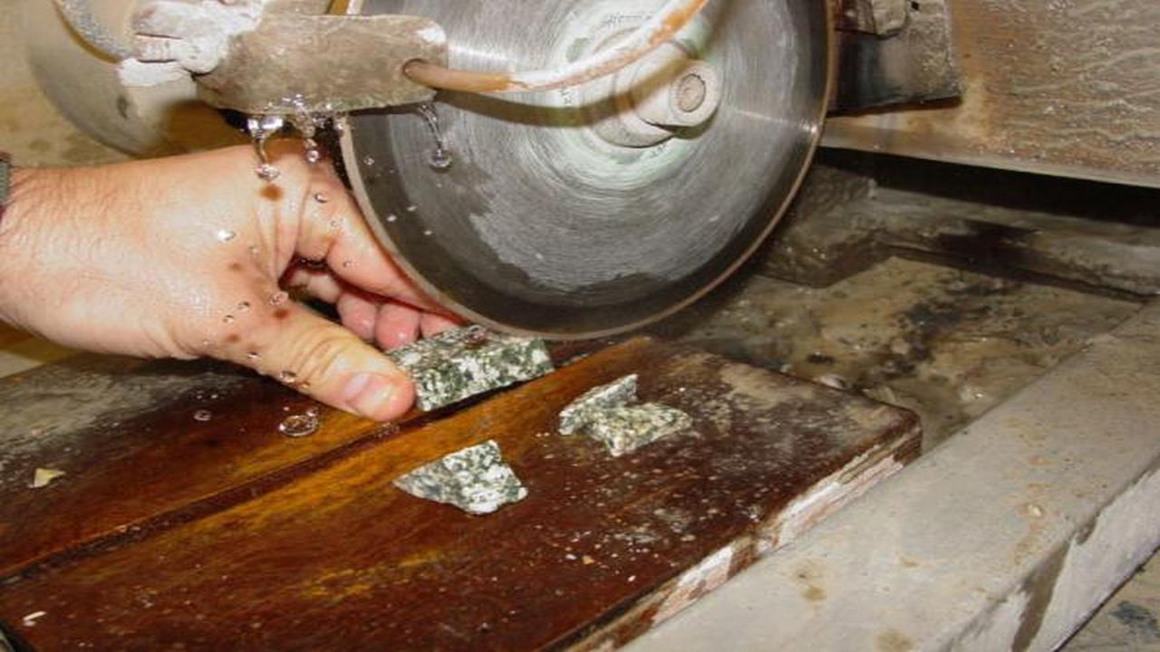 صادرات جواهرات سنگی و دست ساز ایلام به نقاط مختلف کشور