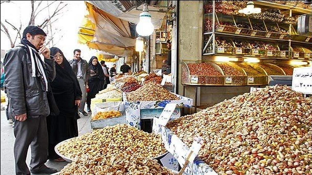 بازار شب یلدا گران اما باثبات