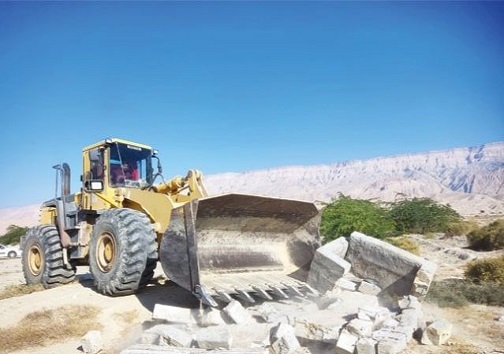 رفع تصرف ۷۱۷ هکتار از زمین&zwnj;های ملی در غرب هرمزگان + تصاویر