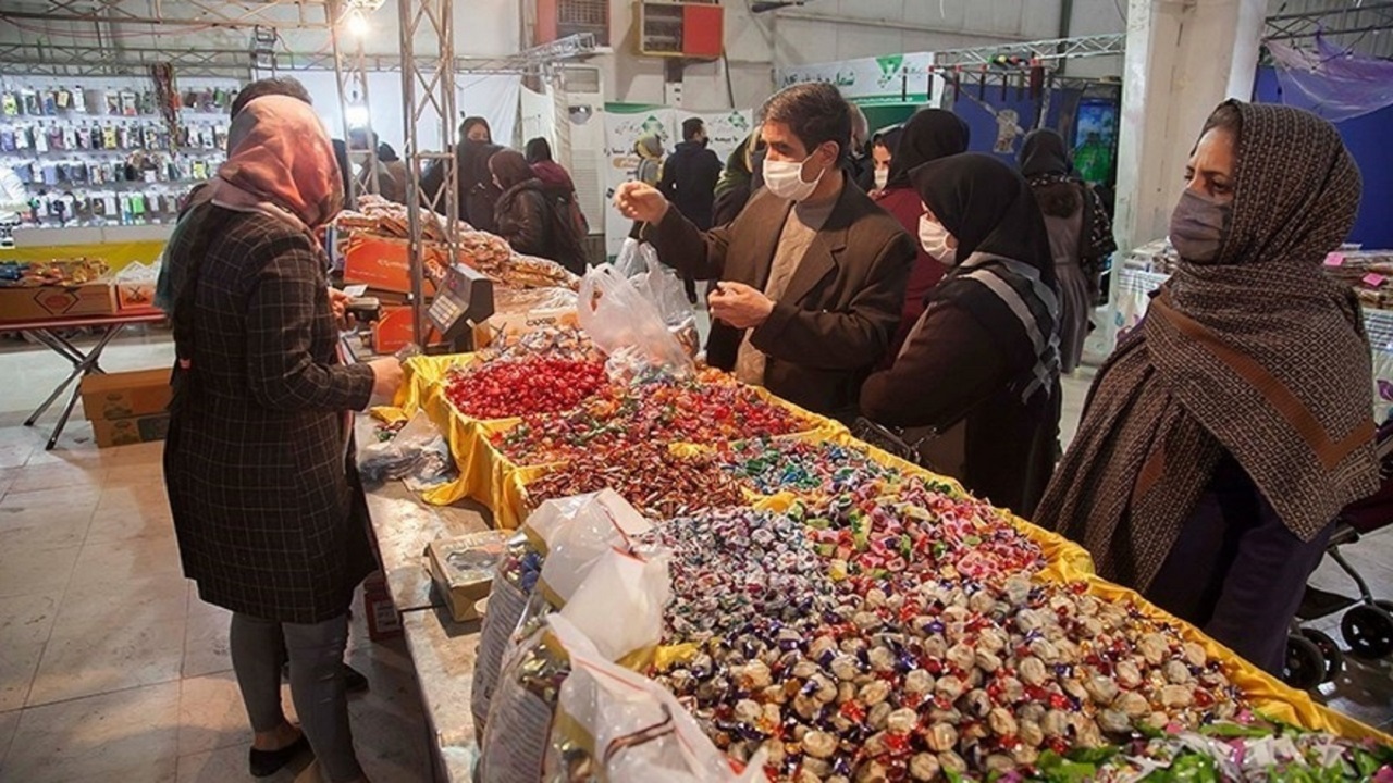 از خوشمزه های یلدایی در نمایشگاه دیدن کنید