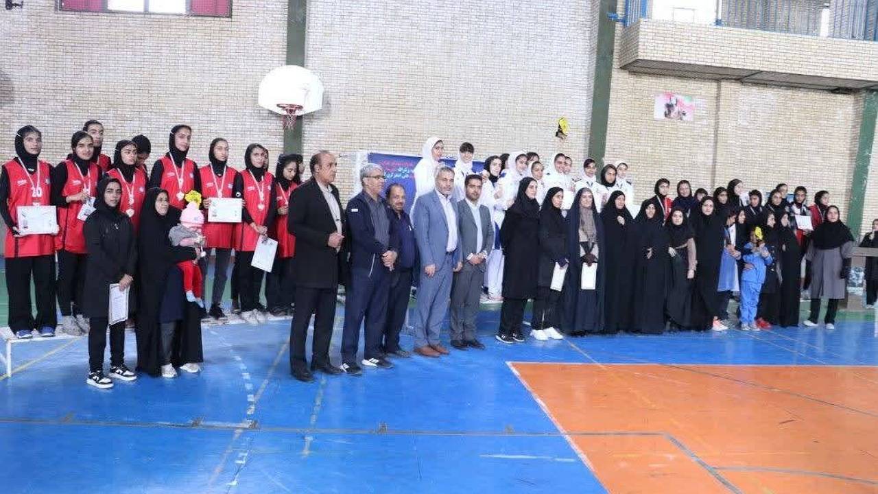 پایان مسابقات بسکتبال دختران دانش آموز در کرمان