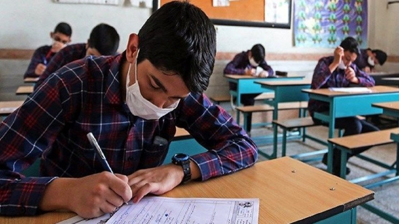 امتحانات پایان ترم دانش آموزان البرز ۱۰ روز عقب افتاد