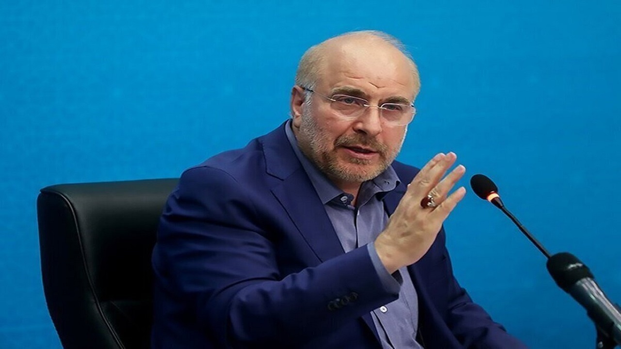 امروز با دو چالش جدی جنگ اقتصادی و جنگ ترکیبی روبرو هستیم