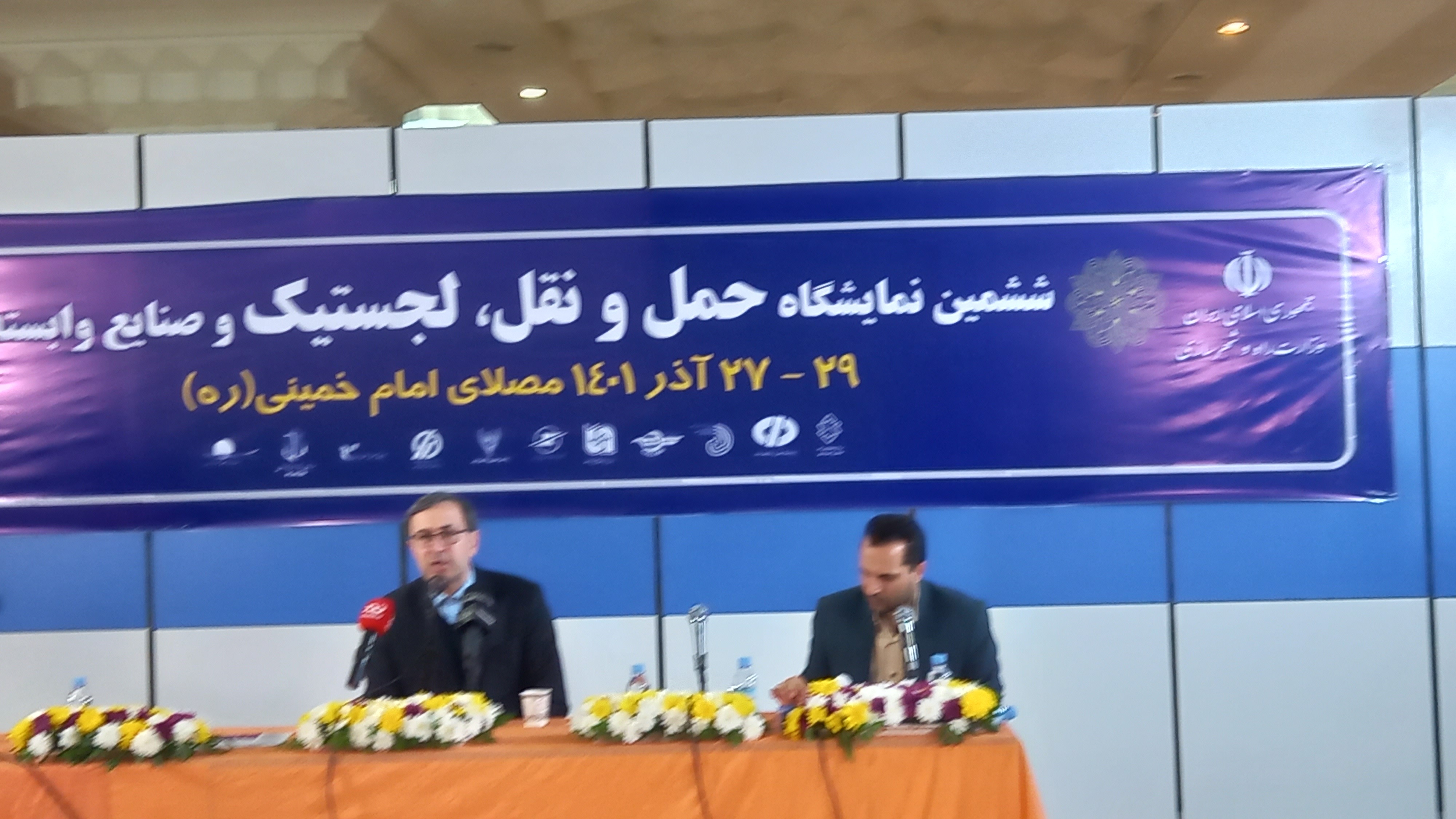 مشکل سوخت و لاستیک کامیون داران به زودی حل می شود
