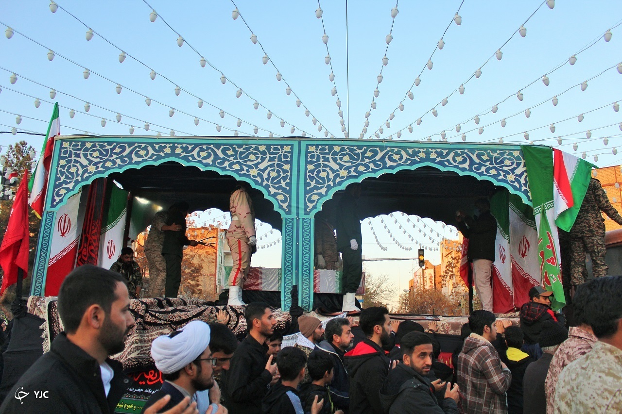 تشییع پیکر شهید گمنام در تایباد