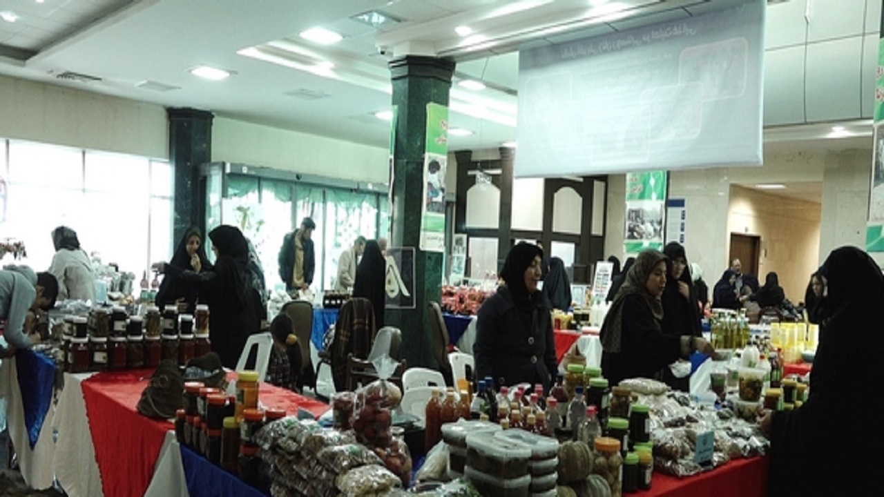 برپایی نمایشگاه توانمندی‌های زنان ۳۰ روستای قم