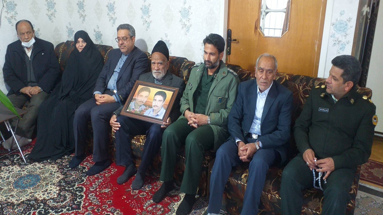 دیدار با خانواده شهید غواص کوهبنان