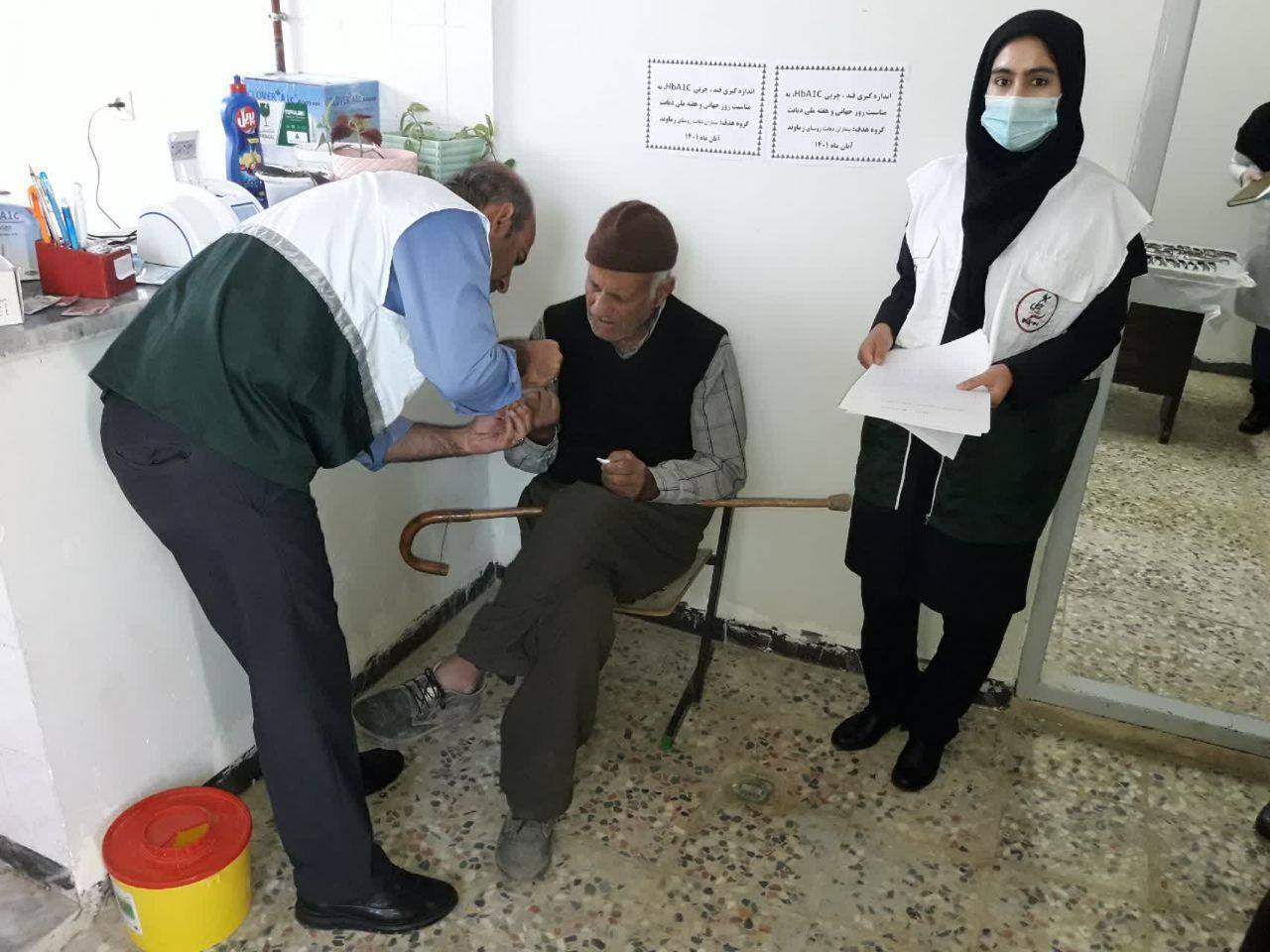 ارائه خدمات پزشکی و بهداشتی جامعه بسیج در روستای رماوند + تصاویر