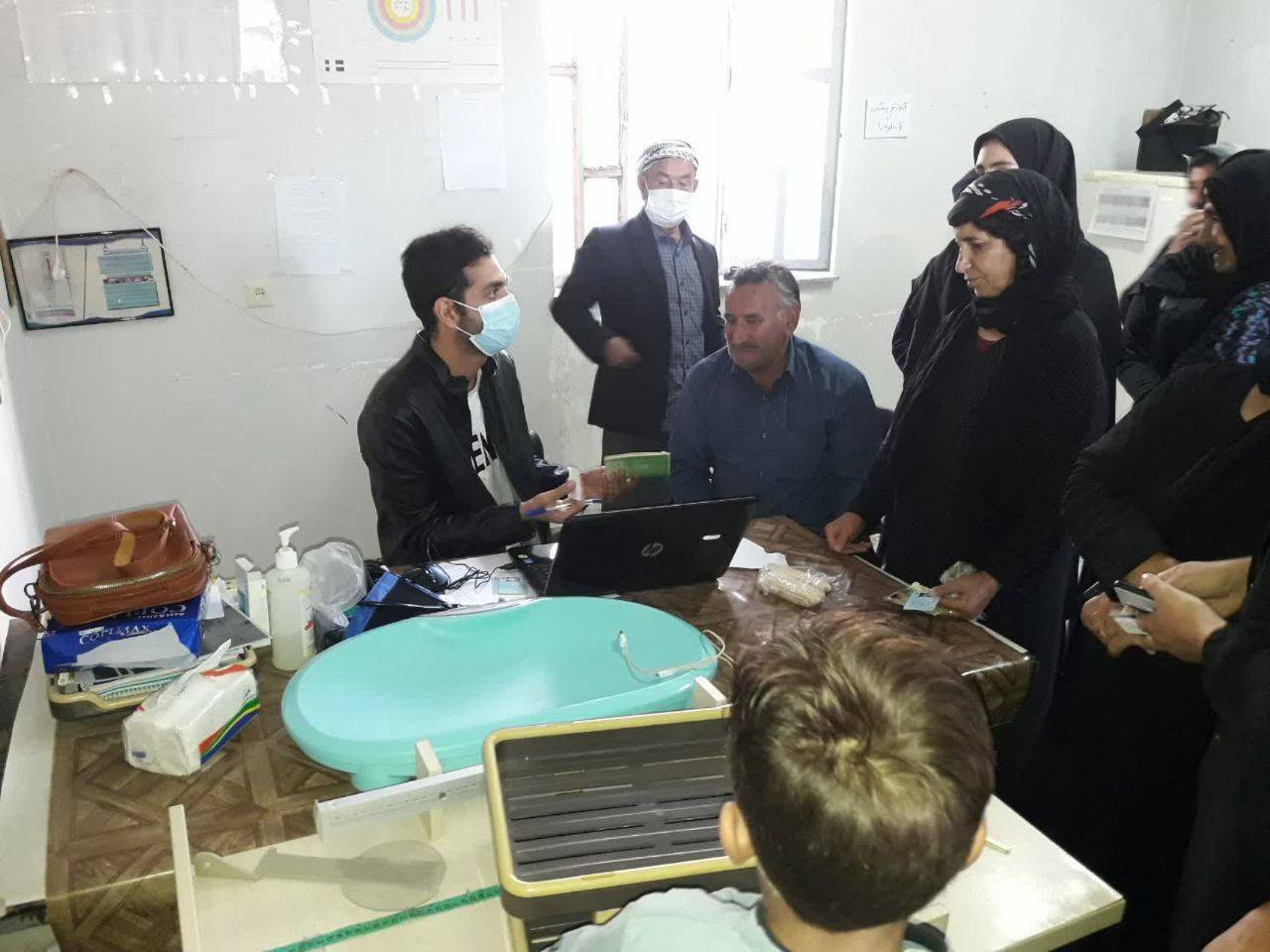 ارائه خدمات پزشکی و بهداشتی جامعه بسیج در روستای رماوند + تصاویر