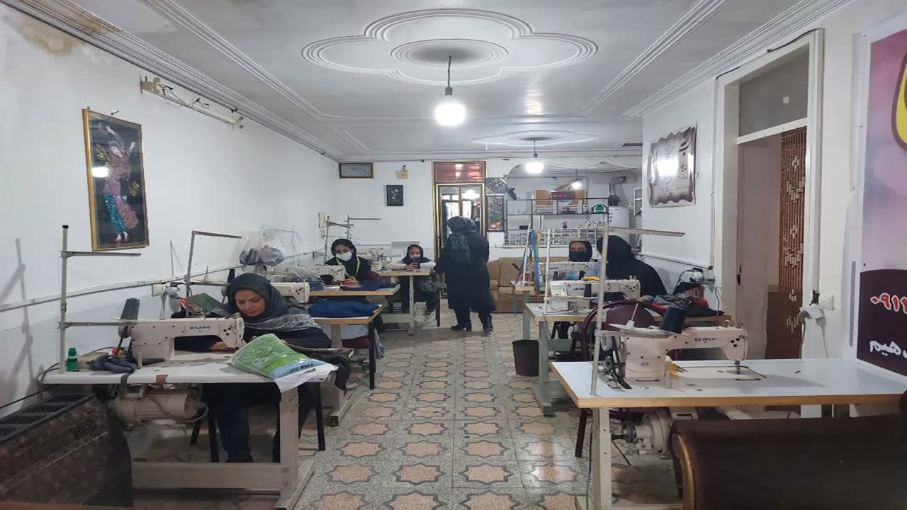 افتتاح کارگاه خیاطی به همت بسیج در کرمان