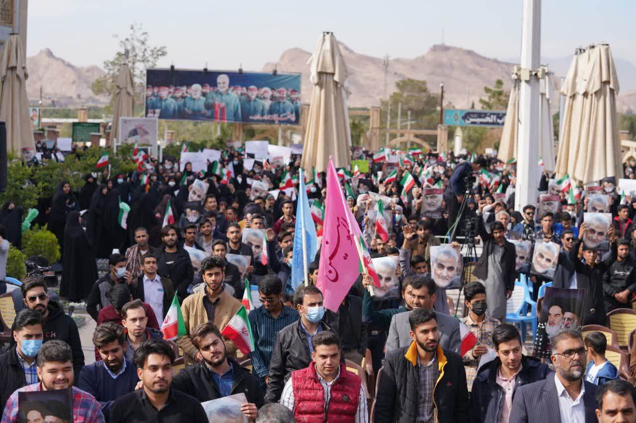 اجتماع بزرگ دانشجویان انقلابی استان کرمان