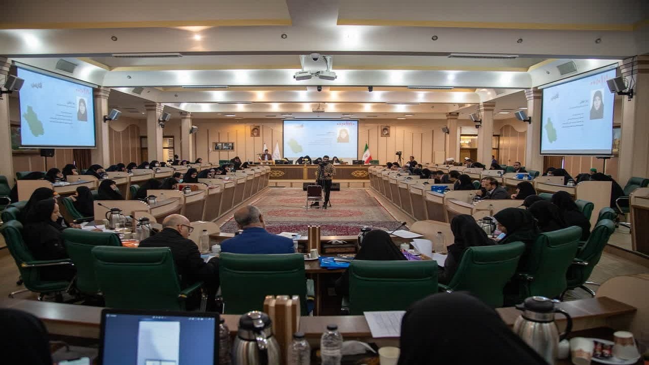 تغییر الگوی کاهش جمعیت باید از فضای عمومی جامعه شروع شود