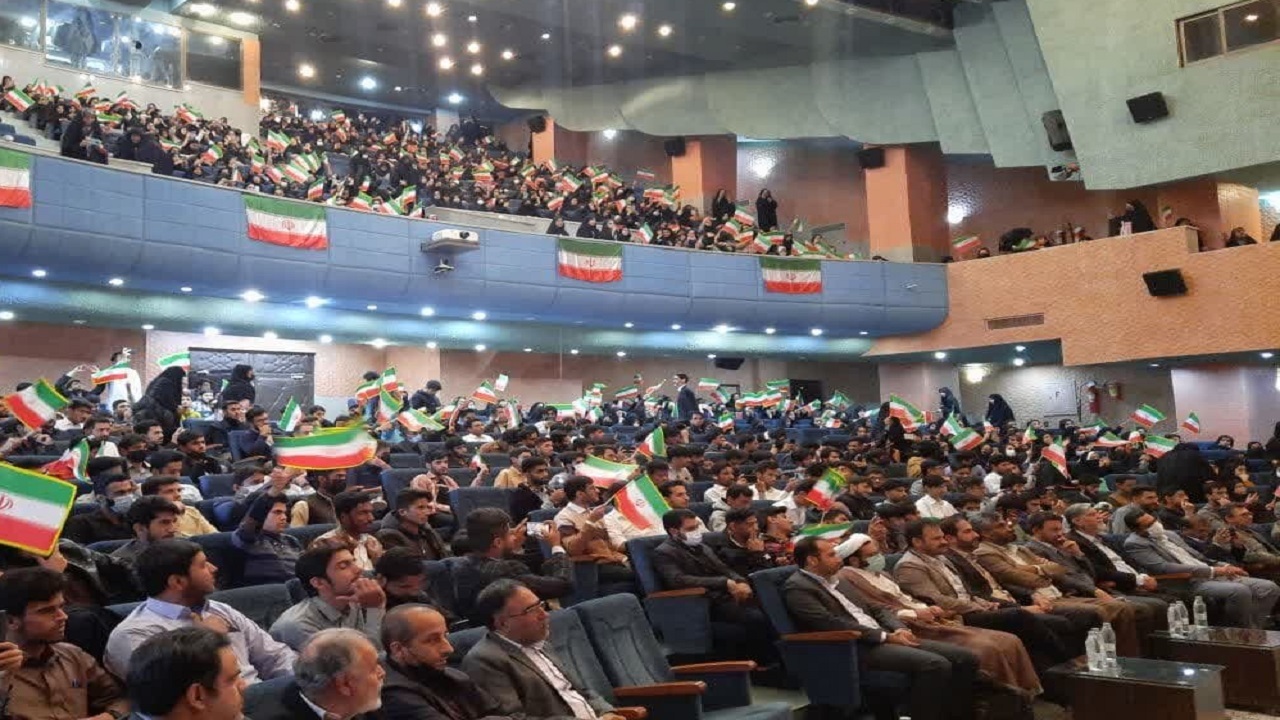 رسالت وجودی بسیج دانشجویی تربیت نیروی تراز انقلاب است