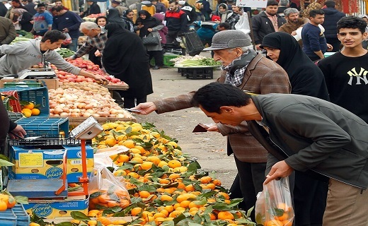 خرید &laquo;شب یلدا&raquo; در بازار&zwnj;های رشت