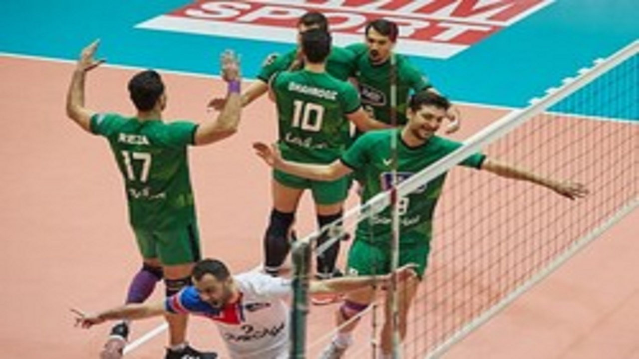 قهرمان نیم فصل والیبال مهمان مشهدی‌ها