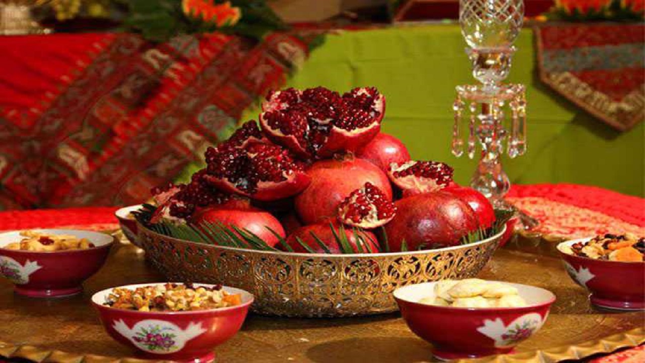 ستاد اجرایی فرمان امام مهمان سفره شب یلدای نیازمندان ایلامی