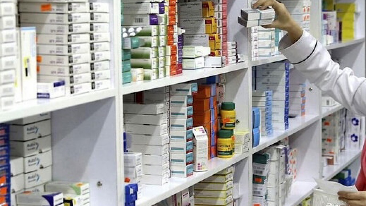 ذخیره راهبردی دارو تا پایان بهمن امسال تکمیل می شود