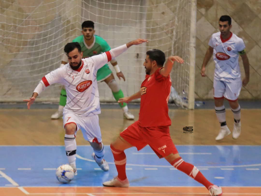 شکست قند کاترین در آغاز نیم‌فصل دوم