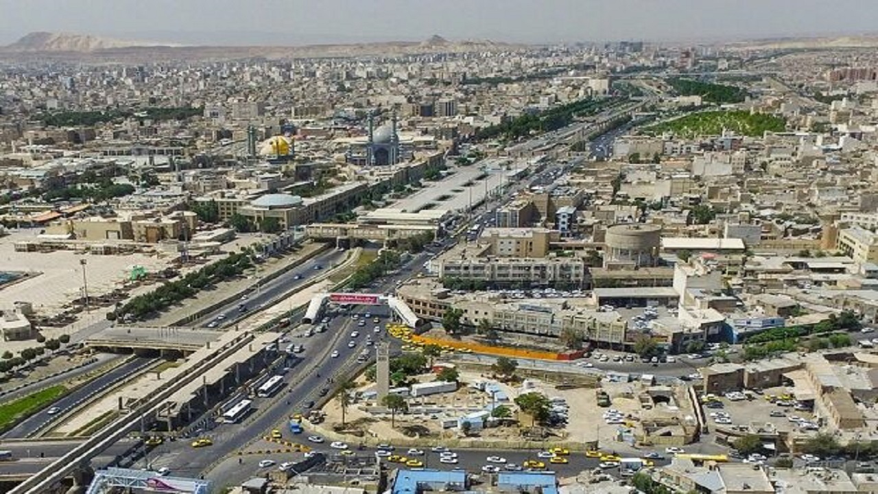 توضیحات شهرداری قم در خصوص جمع‌آوری پل عابر پیاده میدان مطهری