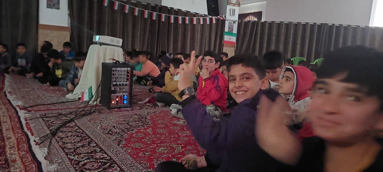خوشحالی مردم در خیابان ها بعد از پیروزی تیم ملی فوتبال ایران مقابل ولز