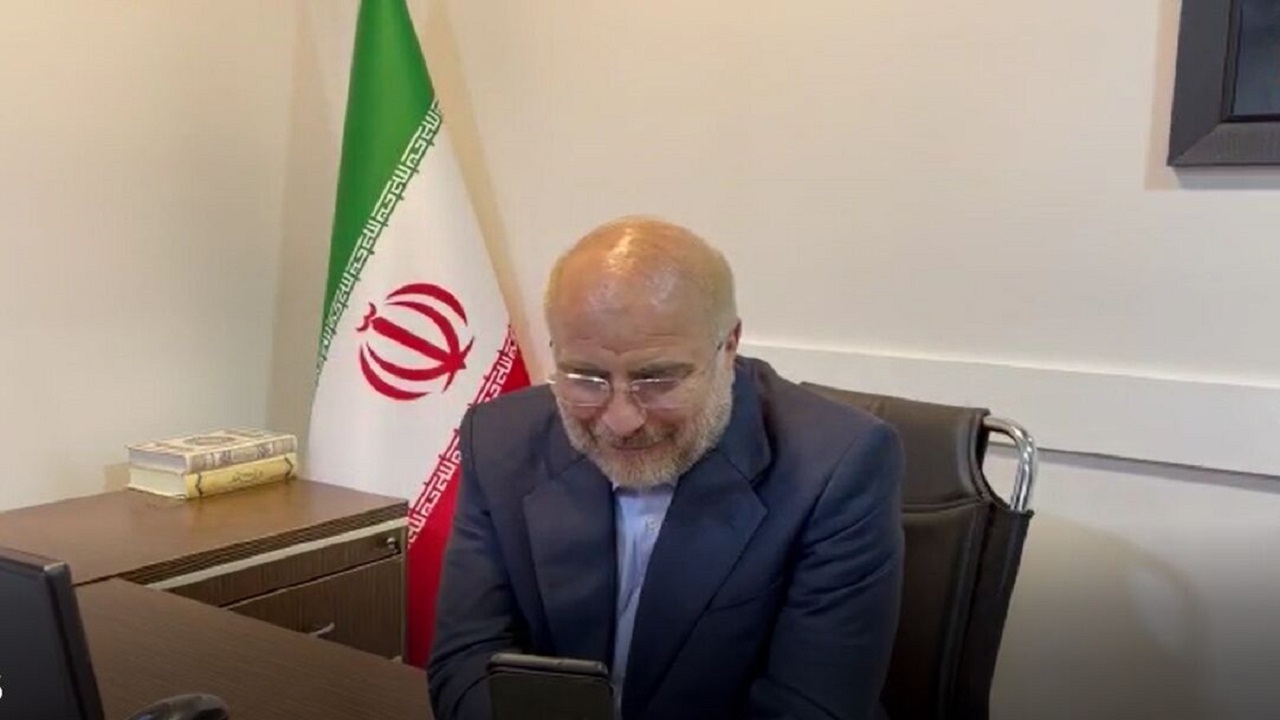 تماس تصویری قالیباف با بازیکنان تیم ملی فوتبال پس از پیروزی مقابل ولز + فیلم