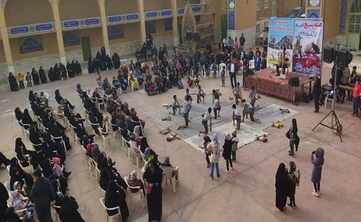 برگزاری همایش پیاده&zwnj;روی خانوادگی در رستاق+تصویر