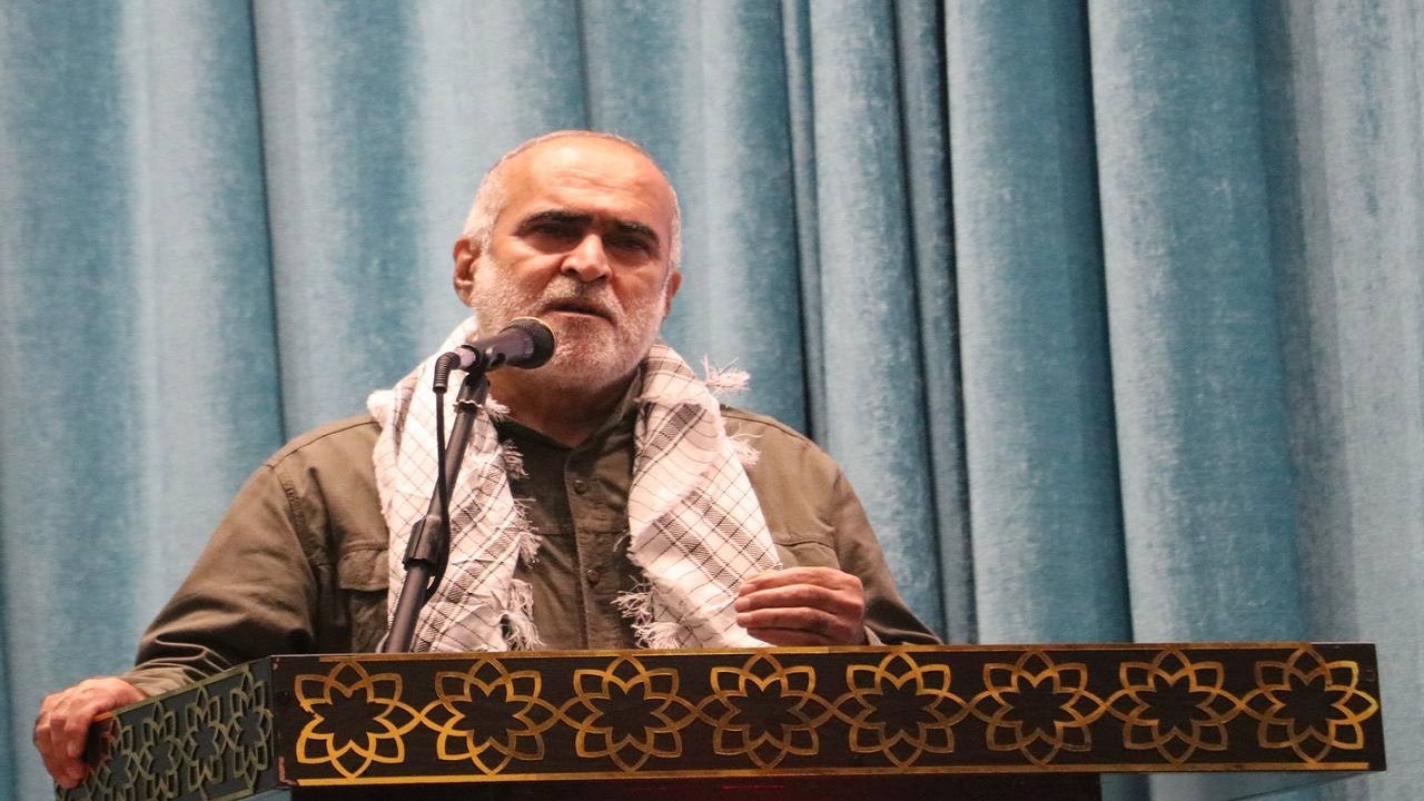 دانش آموزان و فرهنگیان سهم بالایی در دفاع مقدس داشتند / مسئولیت سنگینی متوجه دانش آموز بسیجی است