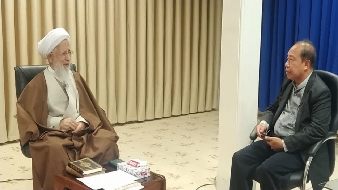 دیدار استاد فلسفه اسلامی دانشگاه جاکارتا با آیت الله جوادی آملی