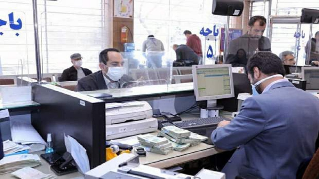 مردم نباید برای افتتاح حساب سرگردان باشند