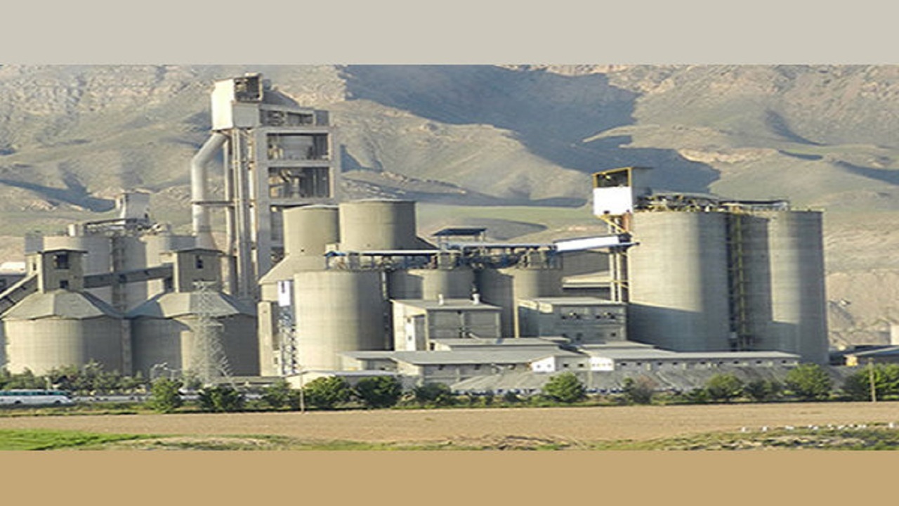 پیشرفت ۶۰ درصدی کارخانه سیمان لردگان