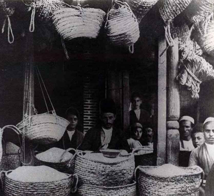 مغازه برنج فروشی