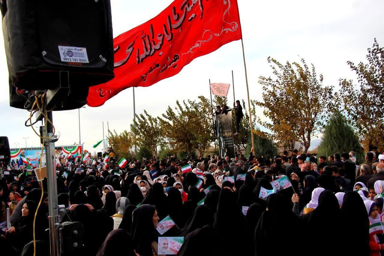 تجدید میثاق مردم ارداق با آرمان&zwnj;های انقلاب و رهبری + تصاویر