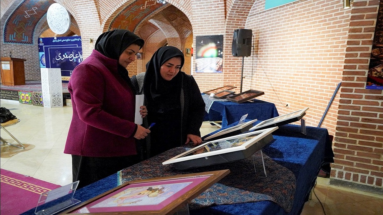 داوری آثار نخستین جشنواره صنایع‌دستی بسیج استان اردبیل انجام شد