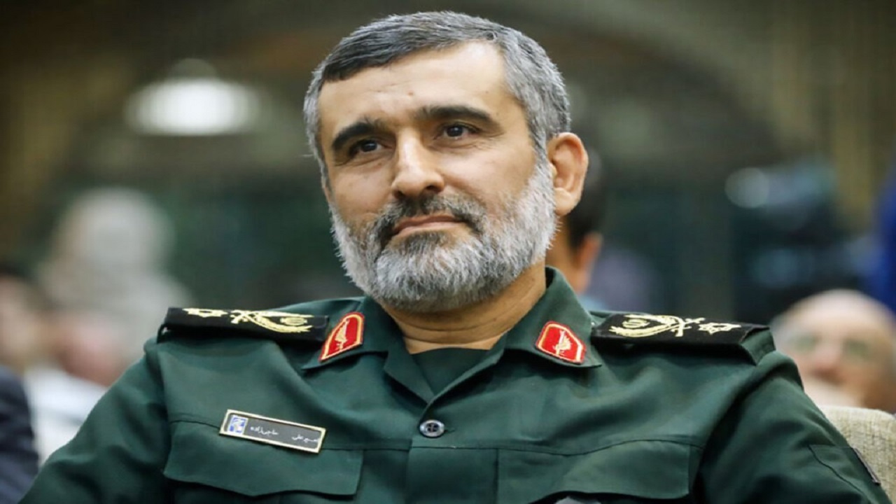 اقتصاد کشور دست کسانی بوده که آن را خوب مدیریت نکردند/ ابهامات جوانان ما ساده است